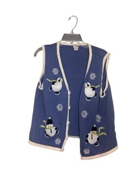 Navy Knit Sleeveless Shell with Cream Trim
